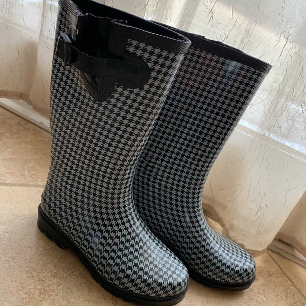 Ranger Rain Boots